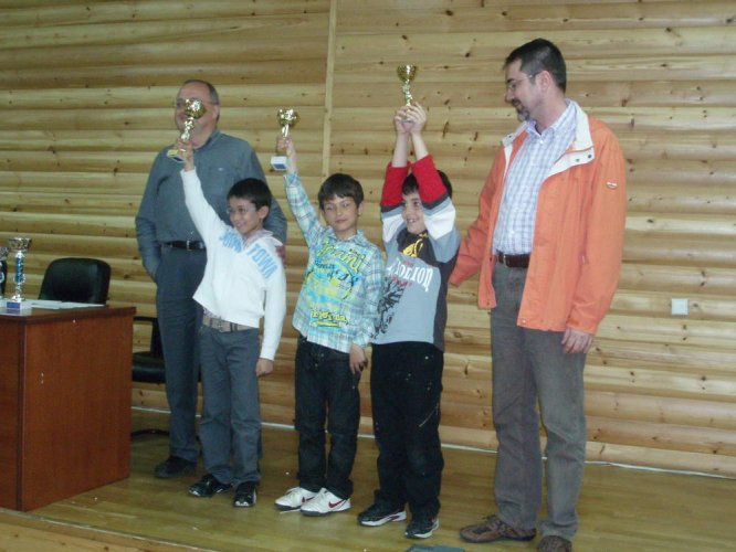 Views: 1,961
Rating: 5/5
Total votes: 1
Downloads: 502
Added: 28.04.09
1000x750 (123.0 KB)