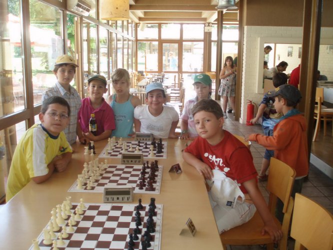 Views: 1,993
Rating: 0/5
Total votes: 0
Downloads: 603
Added: 18.06.09
1500x1125 (226.1 KB)